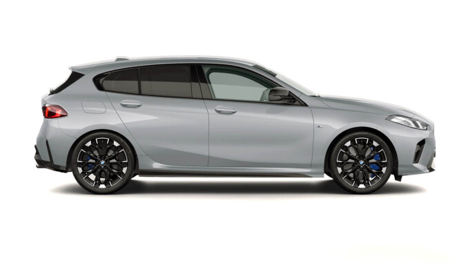 BMW 1 Series M135 xDrive 5dr Step Auto [Pro Pack] Petrol Hatchback - Image 3